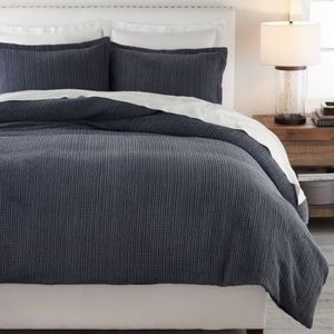 Pottery Barn Honeycomb Cotton Duvet Cover in midnight
